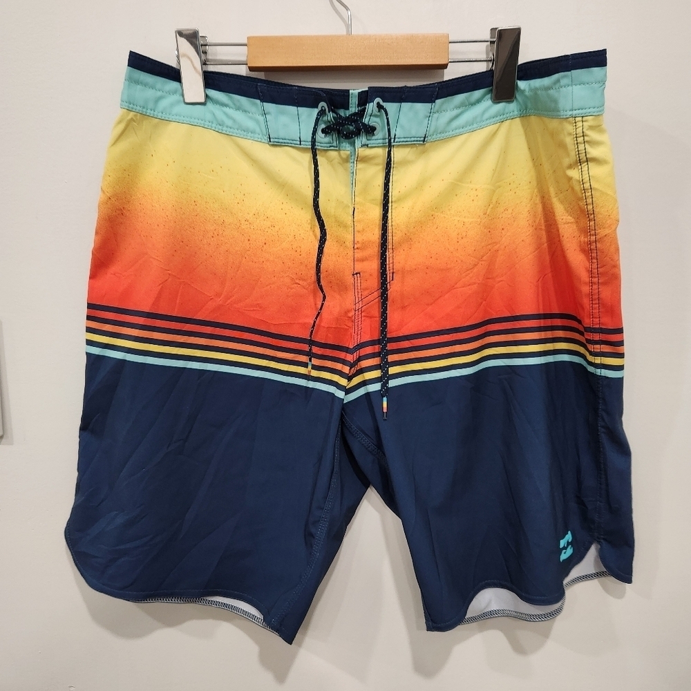 Billabong Platinum X Fifty 50 Boardshorts Size 34 Mens Trunks Surf Blue Orange